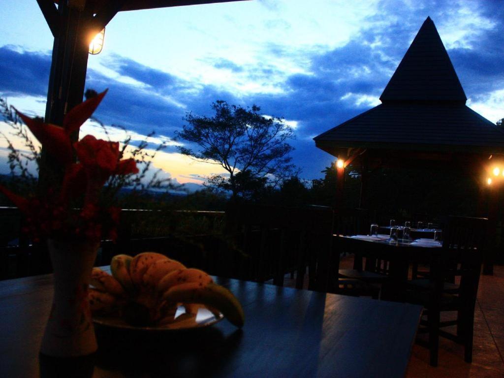 Thaton Hill Resort Mae Ai Exterior photo
